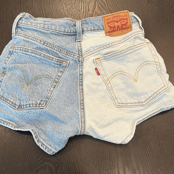 Levi 501 color split shorts - Picture 2 of 3
